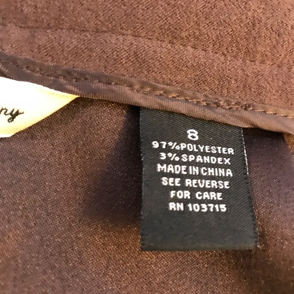 B. Moss brown skirt. Size 8 - Picture 5 of 5